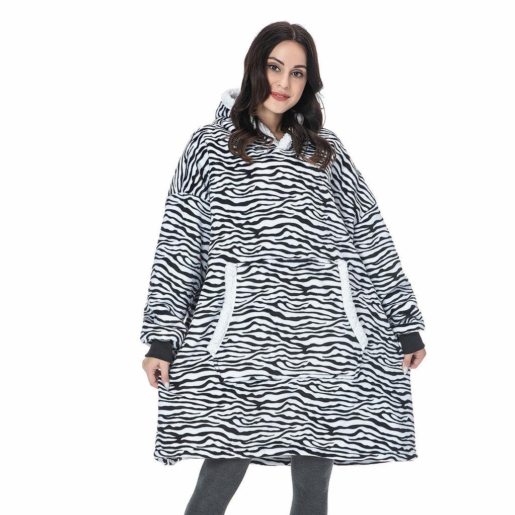 Caryn Women's Hoodie Blanket | Soft Fleece & Wool Blend 5
