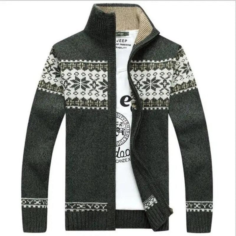 Cortez Men's Cardigan | Scandinavian Design, Versatile Style 7