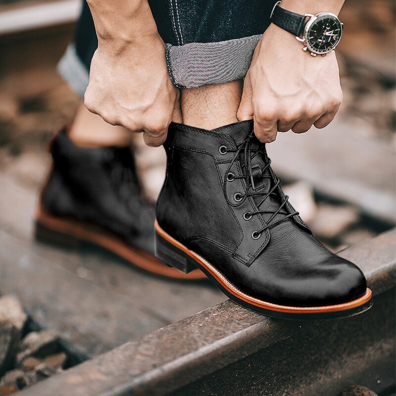 Daring Men's Leather Shoes | Timeless Style, Comfortable Fit 1