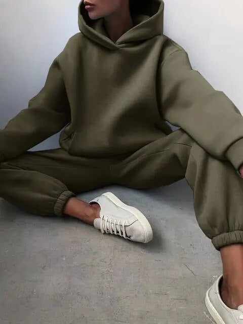 Eloise Women's Oversized Tracksuit | Spandex-Polyester Blend 5