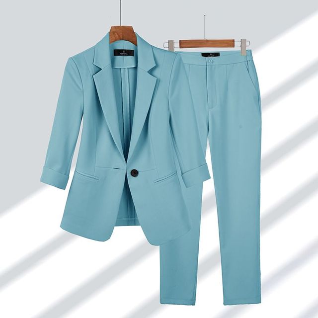 Evelyn Women's Blazer | Tailored Fit, 3/4 Sleeves, Elegant Style 2