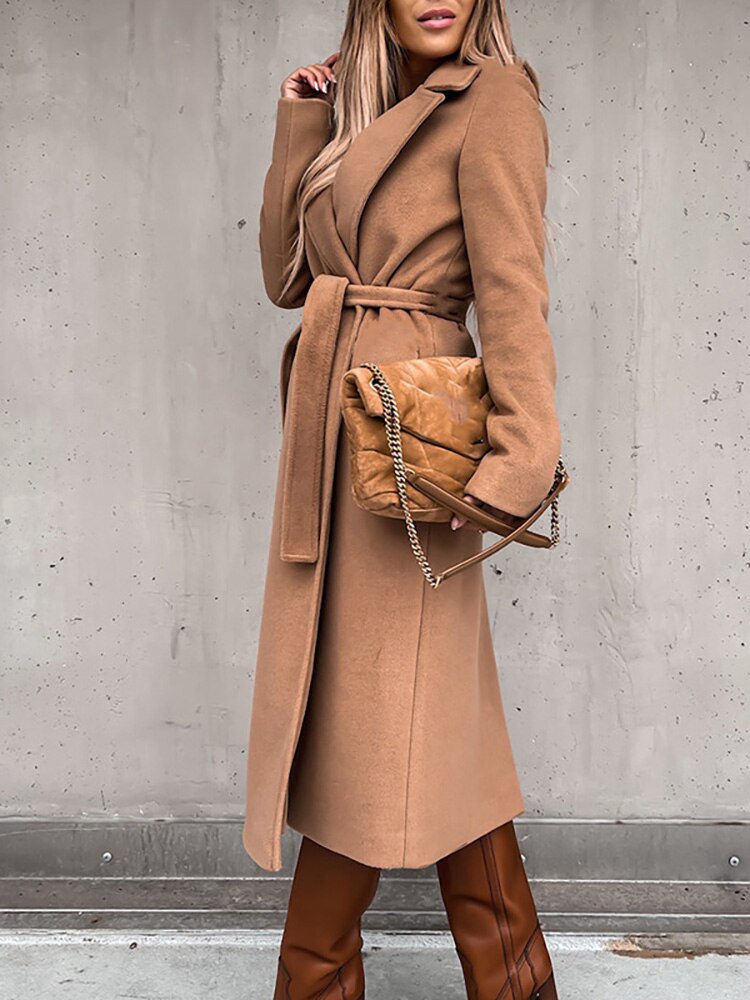 Evelyn Women's Wool Coat | Elegant Design with Belt 3