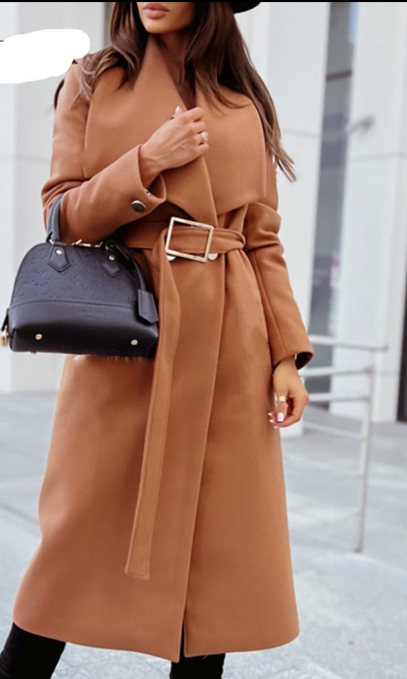 Evelyn Women's Wool Coat | Elegant Design with Belt 8