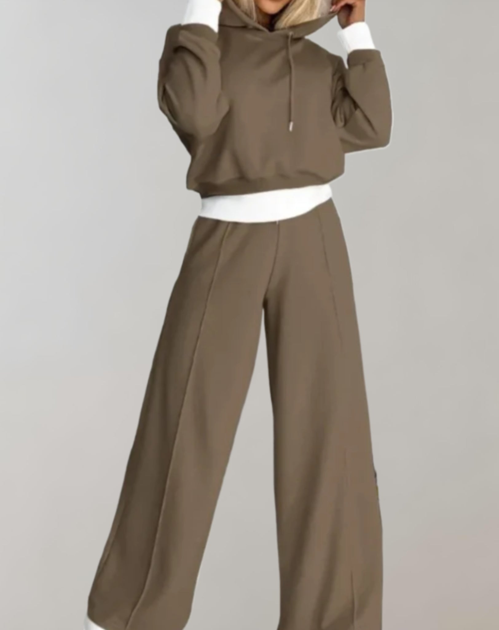 Ivy Women's Set | Comfortable Loungewear Two Piece Set with Hoodie & Wide-Leg Trousers 4