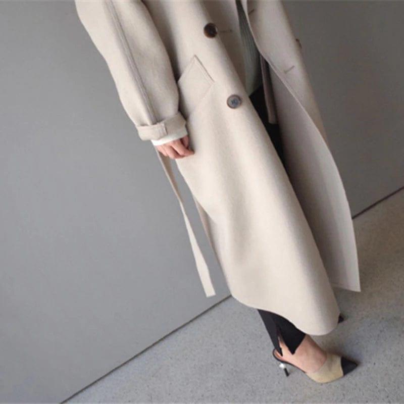 Ivy Women's Wool Coat | Soft Fabric, Elegant Design 1