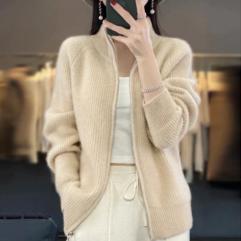 Mila Women's Wool Cardigan | Cozy Zip Design 3
