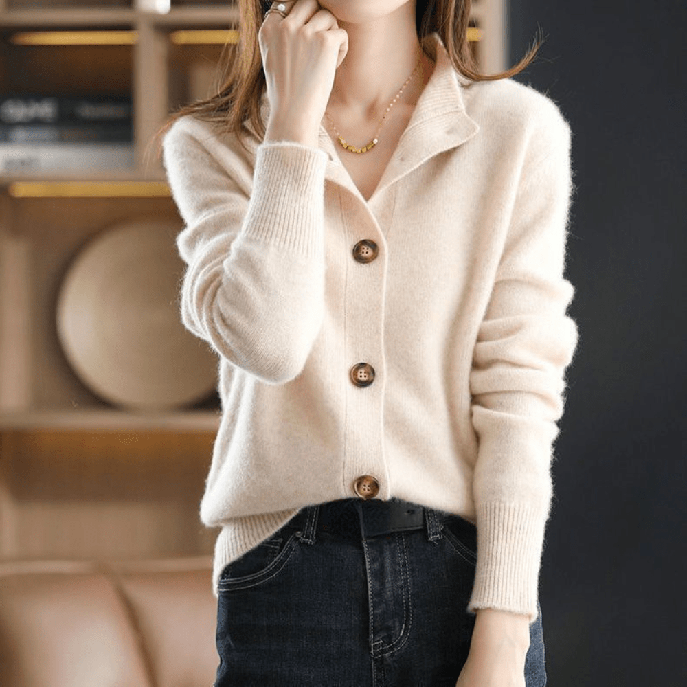 Vera Women's Cardigan | Chic Design, Cozy Warmth 0