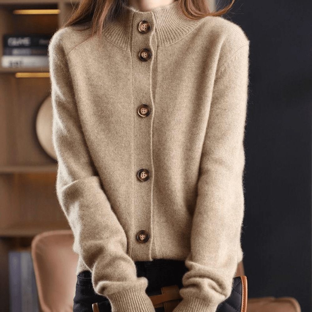 Vera Women's Cardigan | Chic Design, Cozy Warmth 2